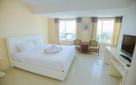 Nam Hai Hotel